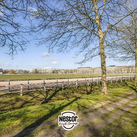 La Casa - View Of The Racecourse & Meadow Apartmán